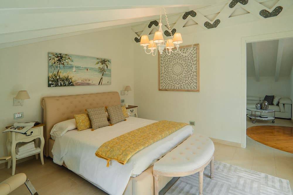 Laigueglia Esclusivo appartamento in villa con piscina e campo da tennis in Andora, Riviera di Ponente