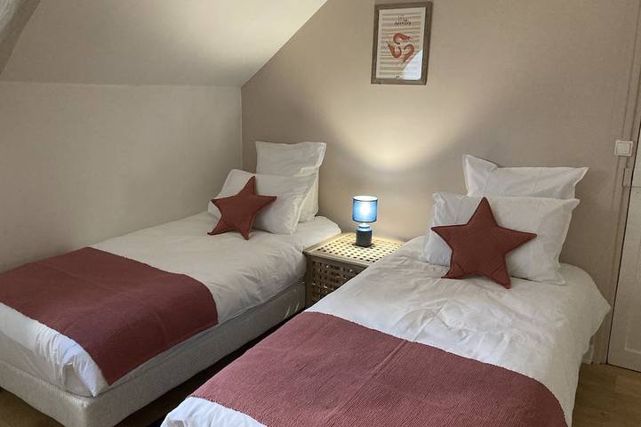 Location de vacances pour 6 personnes, avec jardin à Le Bourg-Dun - 3