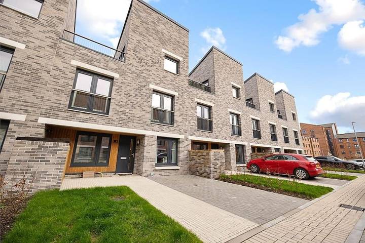 Holiday home for 5 people, with terrace in Glasgow