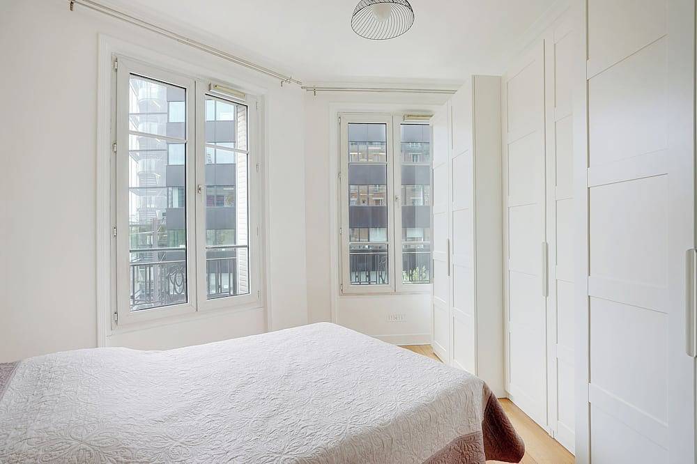 Ganze Wohnung, Peaceful 1-bedroom apartment in Issy-les-Moulineaux perfect for relaxing. in Issy-les-Moulineaux, Hauts-de-Seine