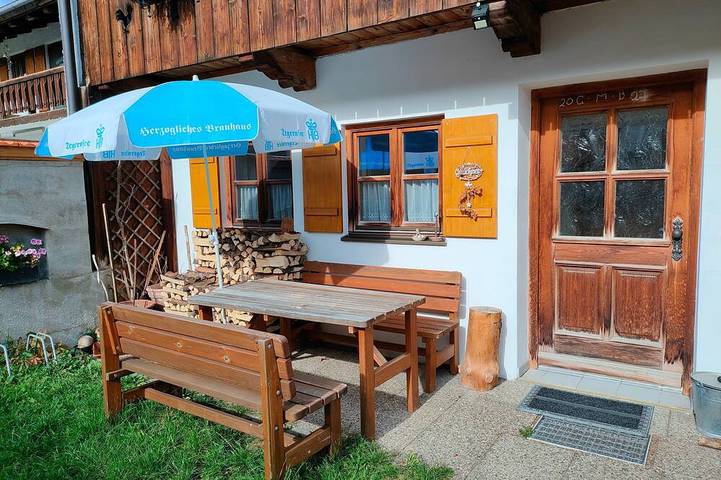 Ferienwohnung für 4 Personen, mit Garten und Terrasse in Warngau