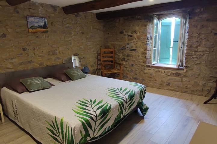 Gîte pour 6 personnes, avec terrasse et jardin à Cendras - 3