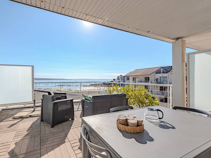 Appartement entier, Retraite avec vue panoramique sur la mer in Plougonvelin, Région de Brest