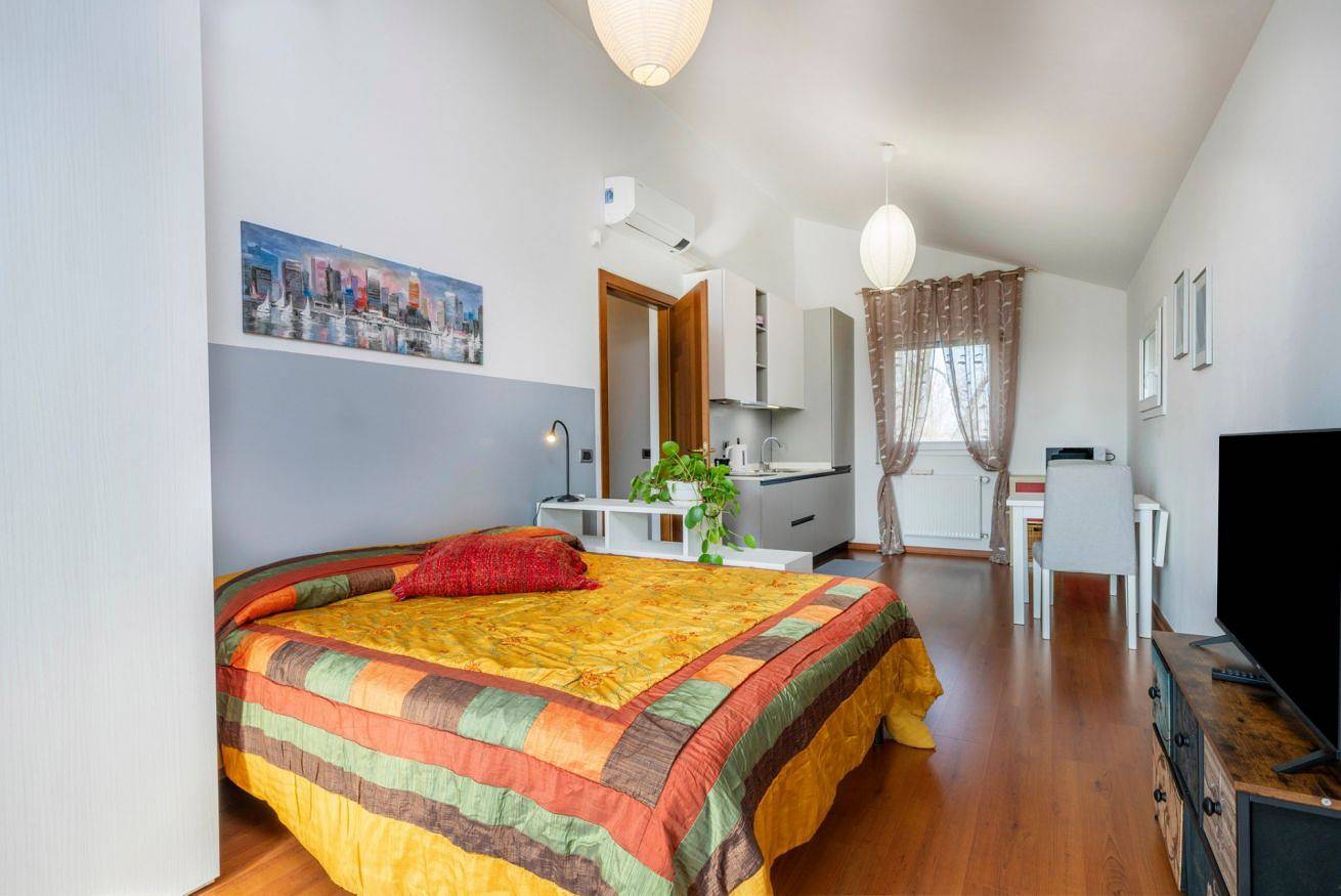 Appartamento intero, Guesthost - Appartamento Manuela - Comfy Studio in Udine, Provincia d'Udine