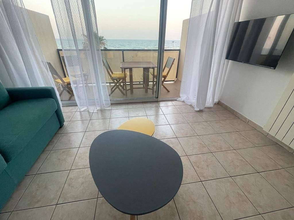 Ganzes Studio, Studio vue mer, ascenseur, parking, climatisation et wifi- 4Noum18 in Canet-en-Roussillon, Côte d'Améthyste