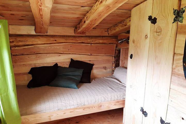 La Cabane en rondins Remise de la Bécasse in Saint-Paul-lès-Monestier, Parc naturel régional du Vercors