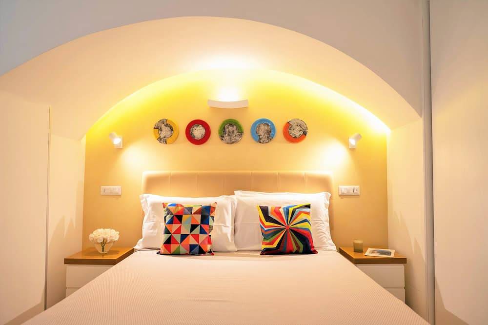 Amalficoast Sea Access 4 Chambres Villa ☀ Parking ☀ Jacuzzi ☀ Solarium in Ravello, Sorrento Coast
