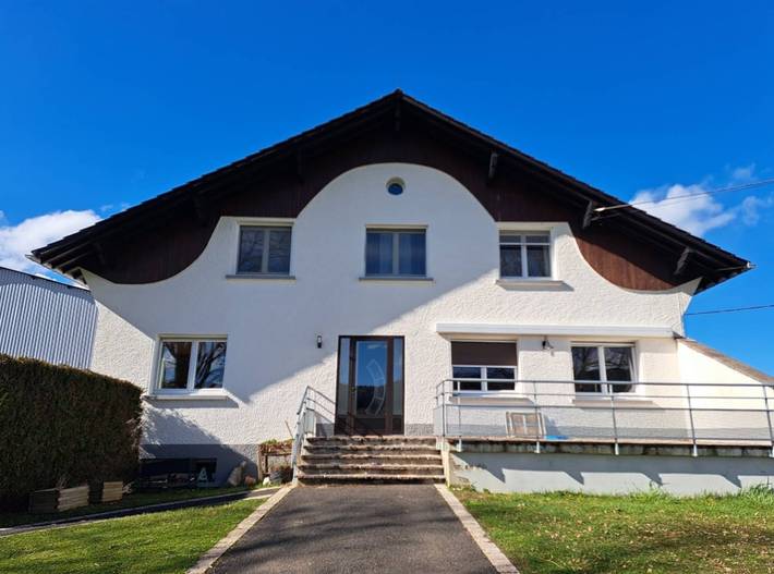 Gîte pour 6 personnes, avec jardin
