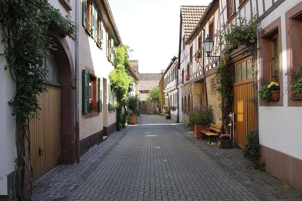 Ganze Wohnung, Ferienwohnung Spatz - 3-Bettwohnung 45m² in Bad Bergzabern, Südliche Weinstraße