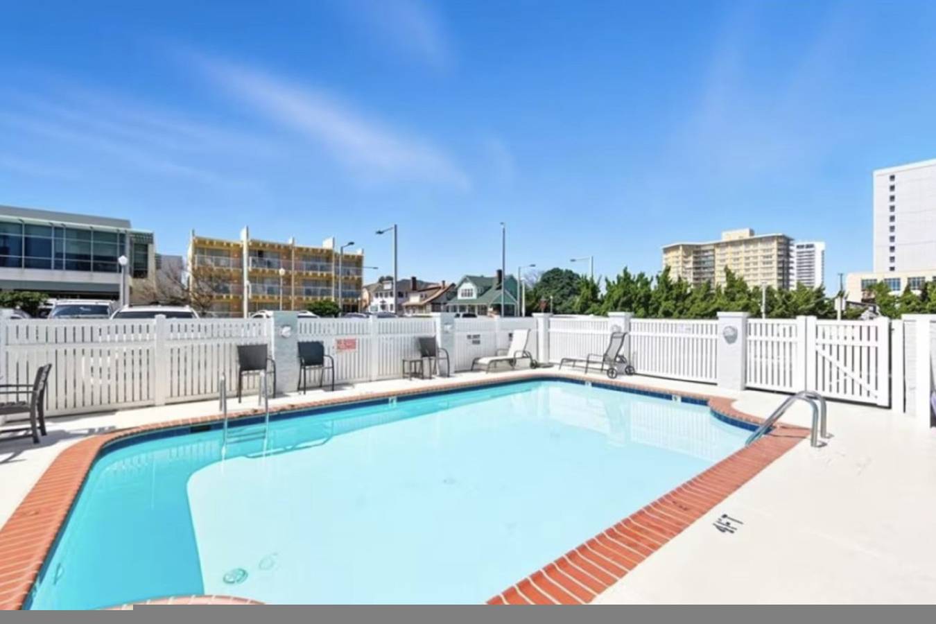Appartement entier, Beachfront Condo/ Pool/ Surfing/ Fishing / Ew 1101 in Virginia Beach