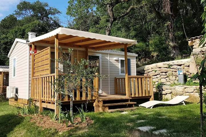Camping für 5 Personen in Drôme