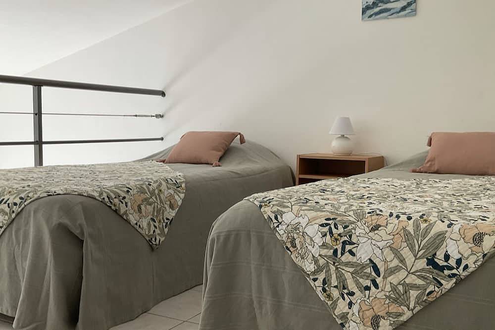Rosas canyelles: Fully equipped villa, air-conditioned, infinity pool, sea view in Canyelles Petites, Roses