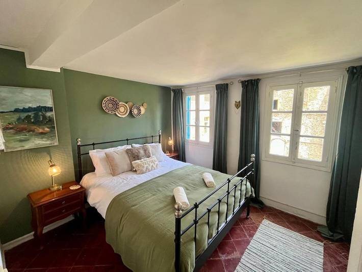 Location de vacances pour 6 personnes, avec vue et jardin à Limoux - 2
