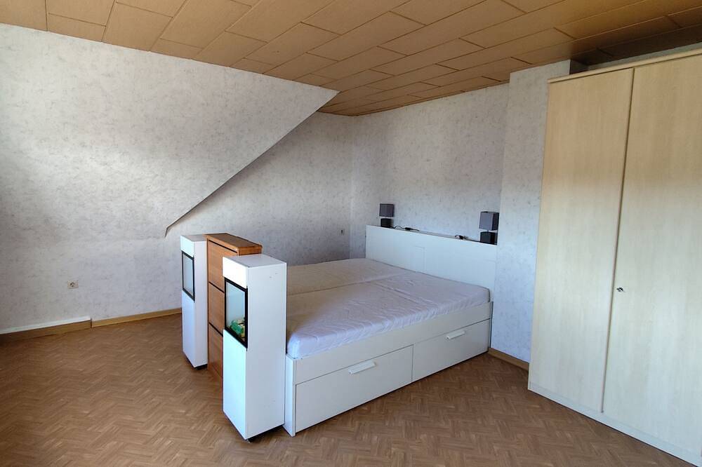 Ferienhaus für Familien/Gruppen mit 2xsauna, Ofen und großem Garten mit Grill in Barchfeld-Immelborn, Werratal