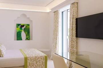 Villa for 6 Guests in Capri, Tyrrhenian Coast Campania, Picture 1