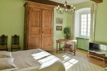 Chambre D’hôte pour 2 Personnes dans Sermérieu, Région de La Tour-du-Pin, Photo 1