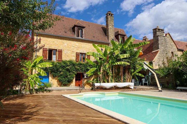 Gîte pour 4 personnes, avec Jardin et Piscine à Domme