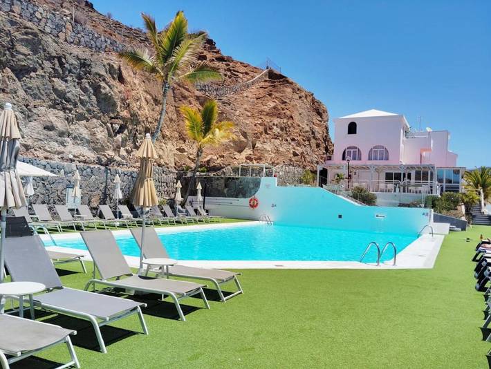 Apartamento para 4 personas, con piscina además de terraza y vistas en Puerto Rico (Gran Canaria)