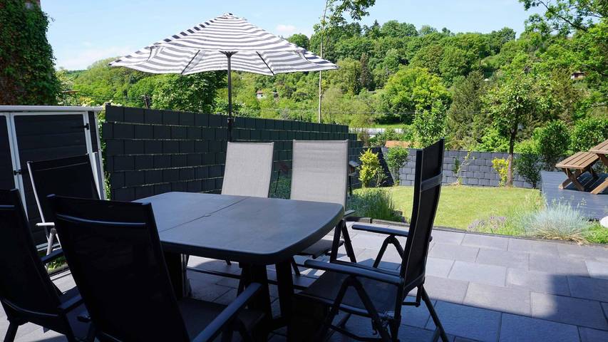 Ferienwohnung für 4 Personen, mit Balkon und Balkon/Terrasse sowie Whirlpool und Terrasse in Würzburg