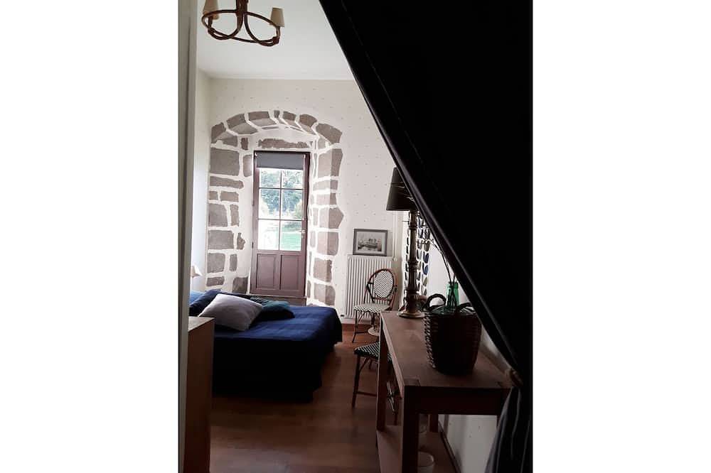 Logis de caractère large reception capacity in Bressuire, Deux-Sèvres