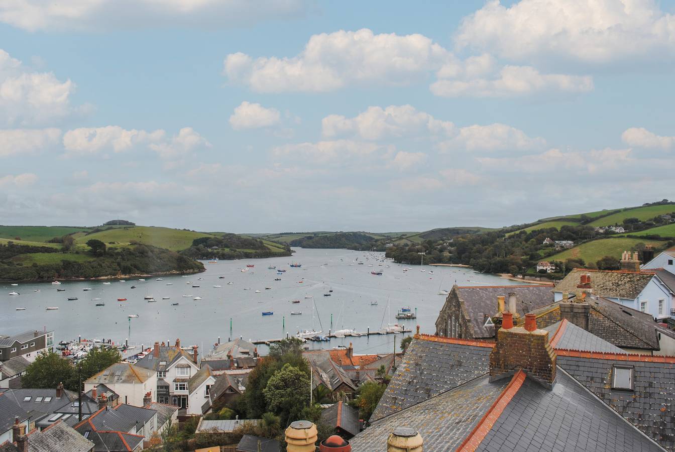 Log Cabin for 6 People in Salcombe, Devon