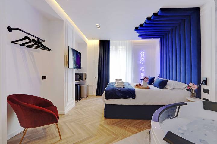 Ganze Wohnung, Ferienwohnung für 2 Personen mit Whirlpool in 1er Arrondissement, Paris