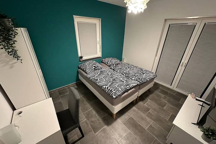 Ganze Wohnung, Geräumige Monteur- & Familienwohnung mit Terrasse | Nähe Berlin und Potsdam in Ludwigsfelde, Teltow-Fläming
