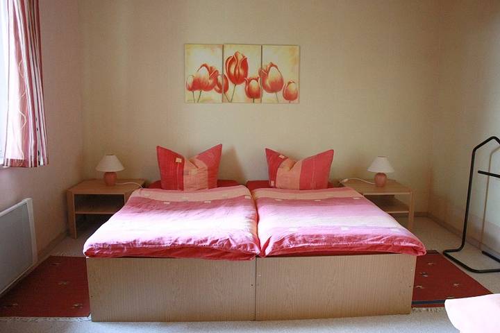 Ferienwohnung für 3 Personen, mit Balkon/Terrasse am Rennsteig - 2