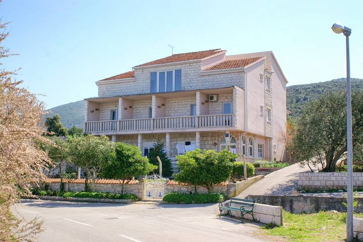Ganze Wohnung, 1-Zimmer-Ferienwohnung am Strand Kneza (Korcula) A-167-a in Račišće (Dalmatien), Korcula