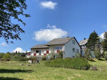 Ferienhaus für 8 Personen, mit Garten und Balkon in Schönwald im Schwarzwald