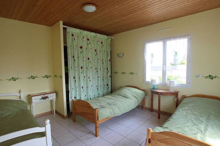 Gîte pour 9 personnes, avec jardin à Bouin - 4