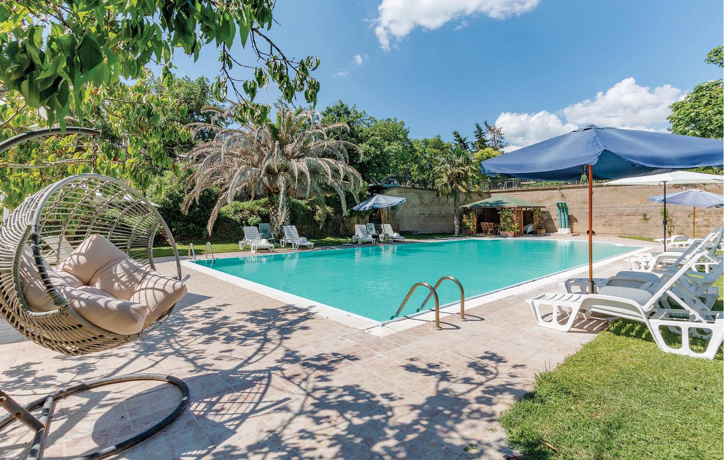 Ganze Ferienwohnung, Gemütliche Wohnung mit Pool und Parkplatz, 2km von Pitigliano in Sorano, Grosseto Provinz