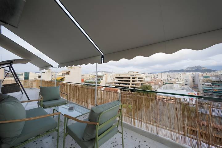 Ferienwohnung für 5 Personen, mit Balkon in Athen