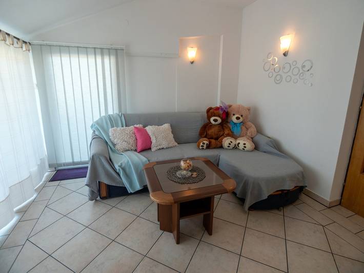 Ferienwohnung für 4 Personen, mit Balkon und Garten in Supetarska Draga - 4