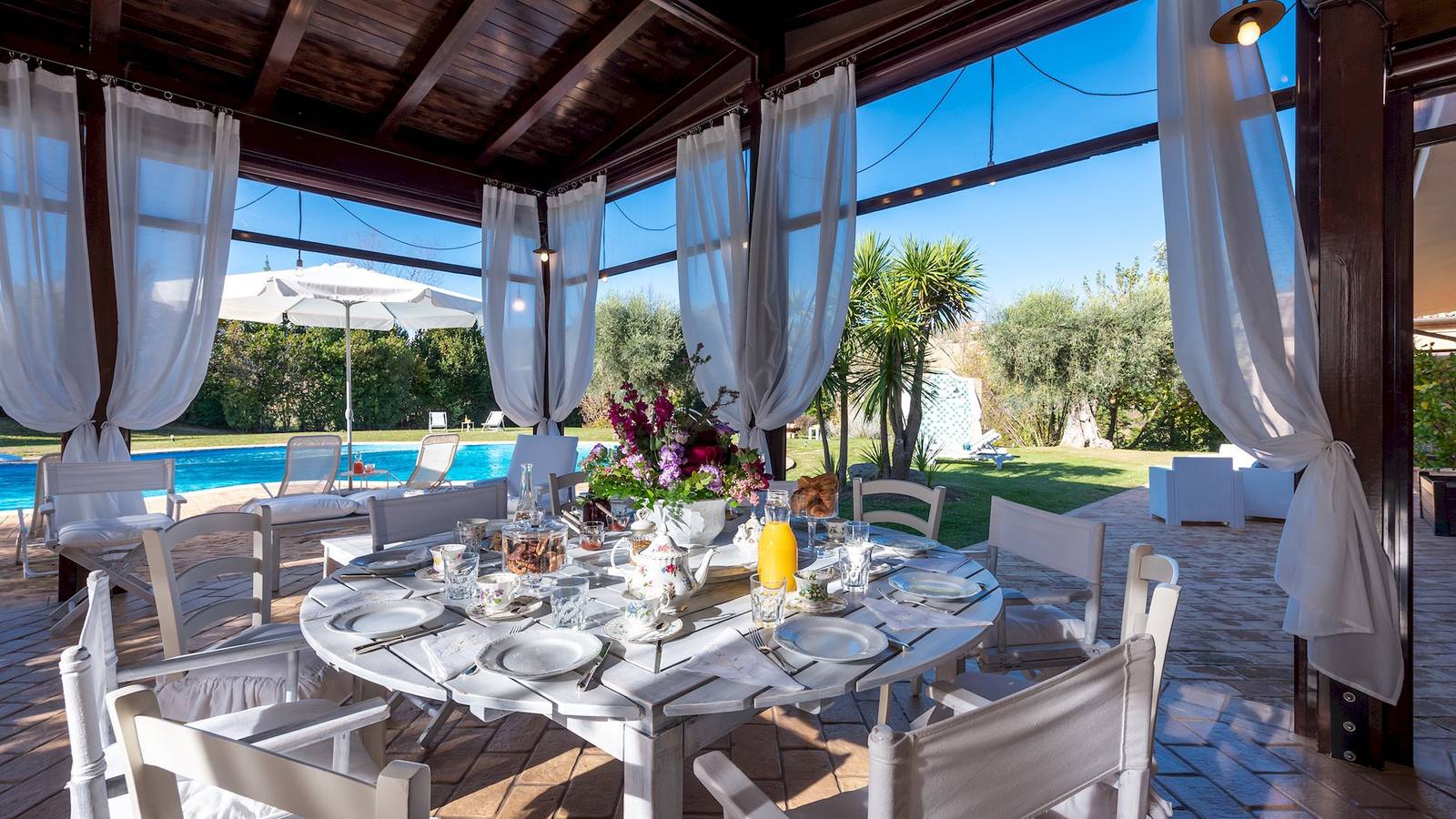 Villa Isotta 8+4, Emma Villas in Costa Adriatica Marcas