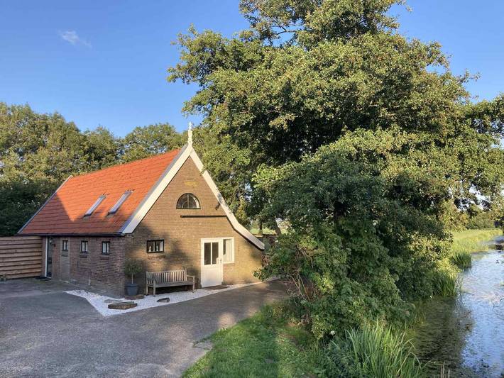 Ferienhaus für 8 Personen, mit Terrasse und Garten