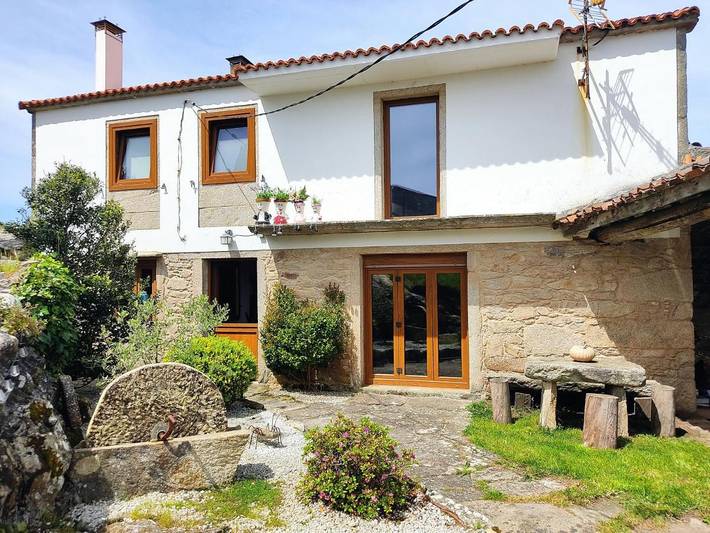 Casa rural para 6 personas, con Balcón y Terraza además de Jardín y Piscina en Costa da Morte - 3