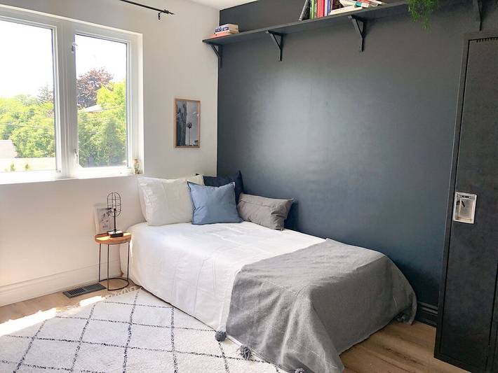 Vacation rental for 12 people, with garden and terrace in Etobicoke