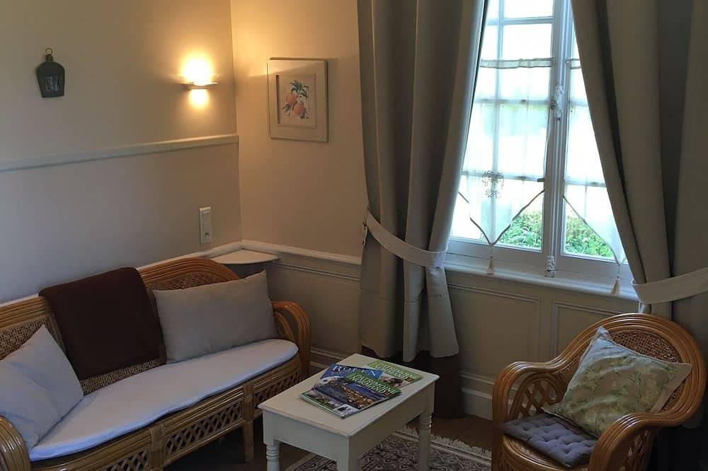 Gite au Chateau 2-5 pers en bordure d'avenue verte in Saint-Aubin-le-Cauf, Région de Dieppe