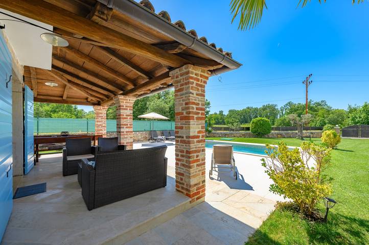 My Villa Ida with pool in Višnjan, Istria in Općina Višnjan, Zentralistrien