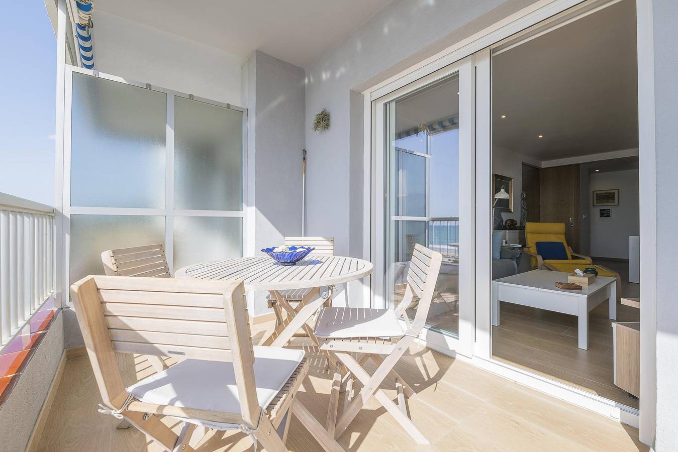 Apartamento vacacional entero, Balcon Parque Atlantico - Fantástico apartamento en primera línea con Wifi gratis. in Playa La Costilla, Rota 