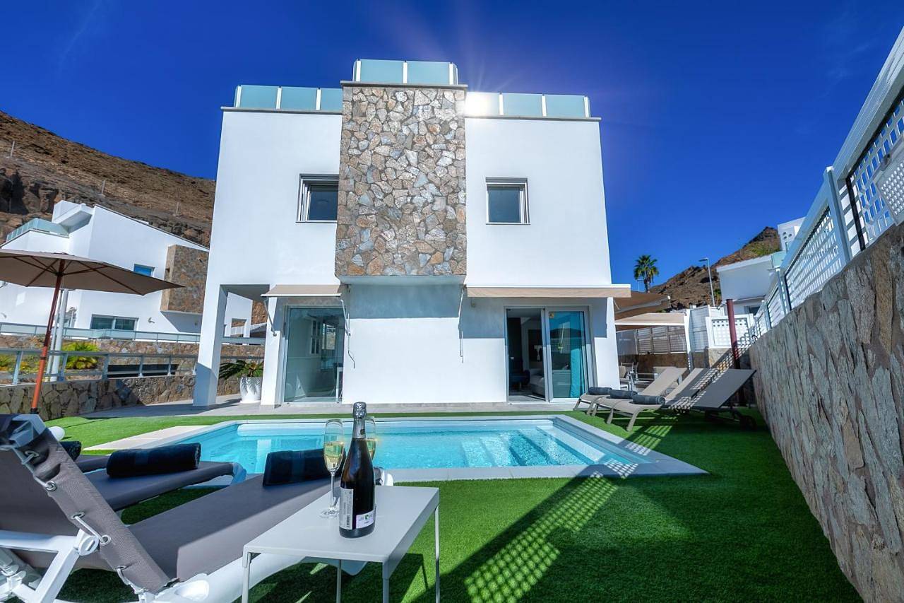 Villa Rosa-Soleada Villa Privada con Piscina Climatizada & Wifi en Tauro-Mogán in Pueblo de Tauro, Mogán