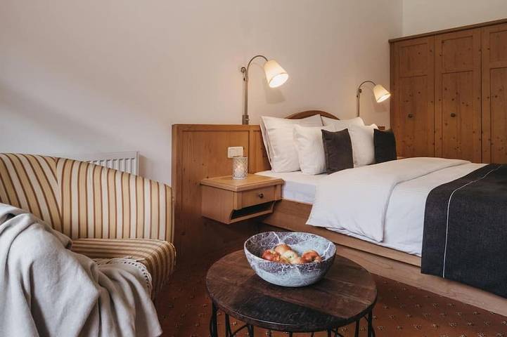 Ferienhaus für 2 Personen, mit Sauna und Pool sowie Garten in Zell am See