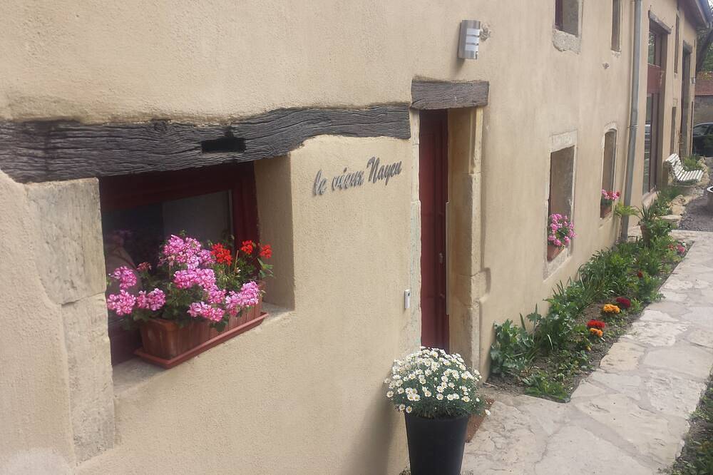 Chambres d'hôtes en campagne entre Metz et Saint Avold in Raville (Moselle), Metz-Campagne