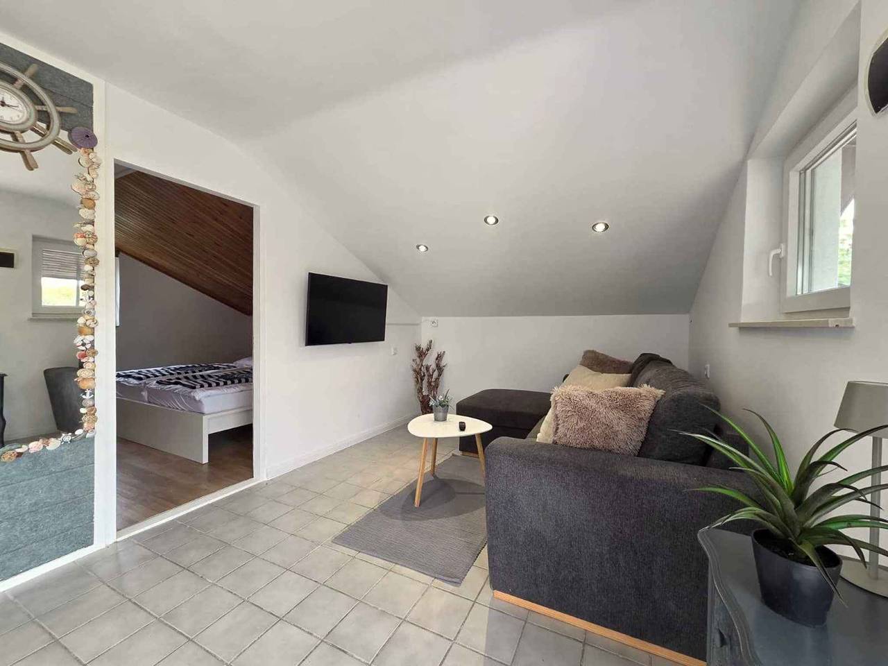 Ganze Ferienwohnung, Ferienwohnung Wohnung mit Balkon in Gostinjac, Krk