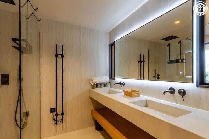 Location de vacances pour 4 personnes, avec balcon et jacuzzi à Viviers-du-Lac - 4