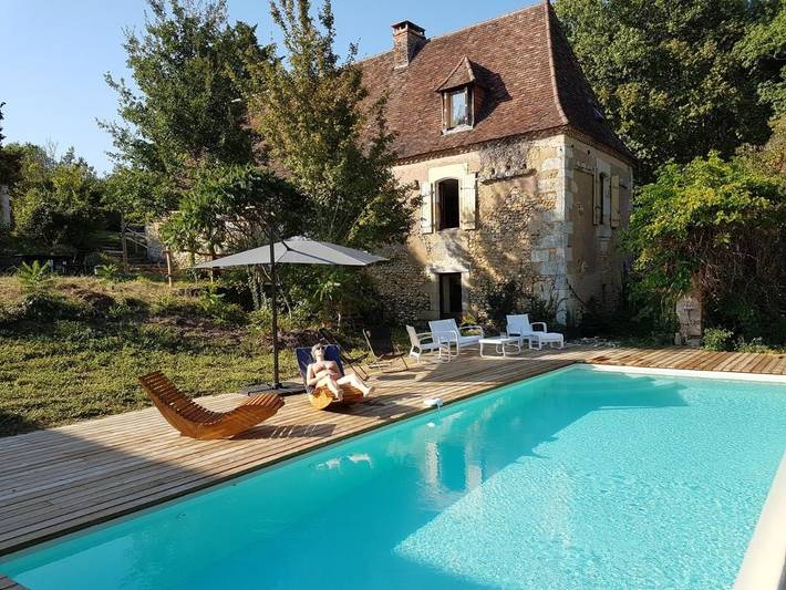 Ferienhaus für 9 Personen, mit Terrasse und Garten sowie Pool und Ausblick