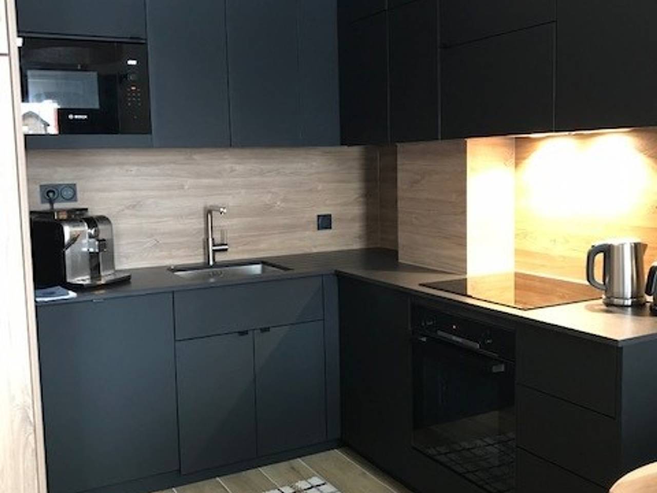Apartamento entero, Dúplex renovado en el centro con aparcamiento y wifi in La Plagne, Aime-la-Plagne