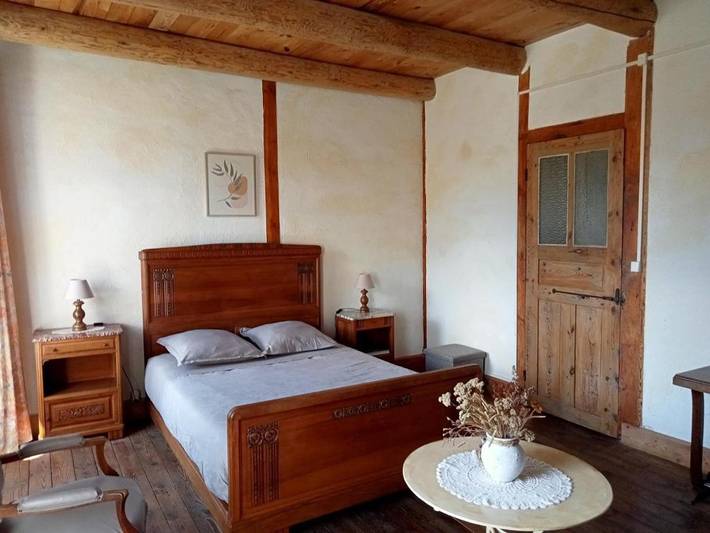 Location de vacances pour 12 personnes, avec terrasse et jardin dans Saint-Symphorien (Lozère) - 3