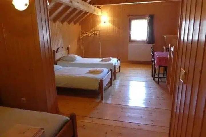 Epervière Furnished holiday cottage with sauna in Mouthe-Lac et Mont d’Or, Regionaler Naturpark Hochjura